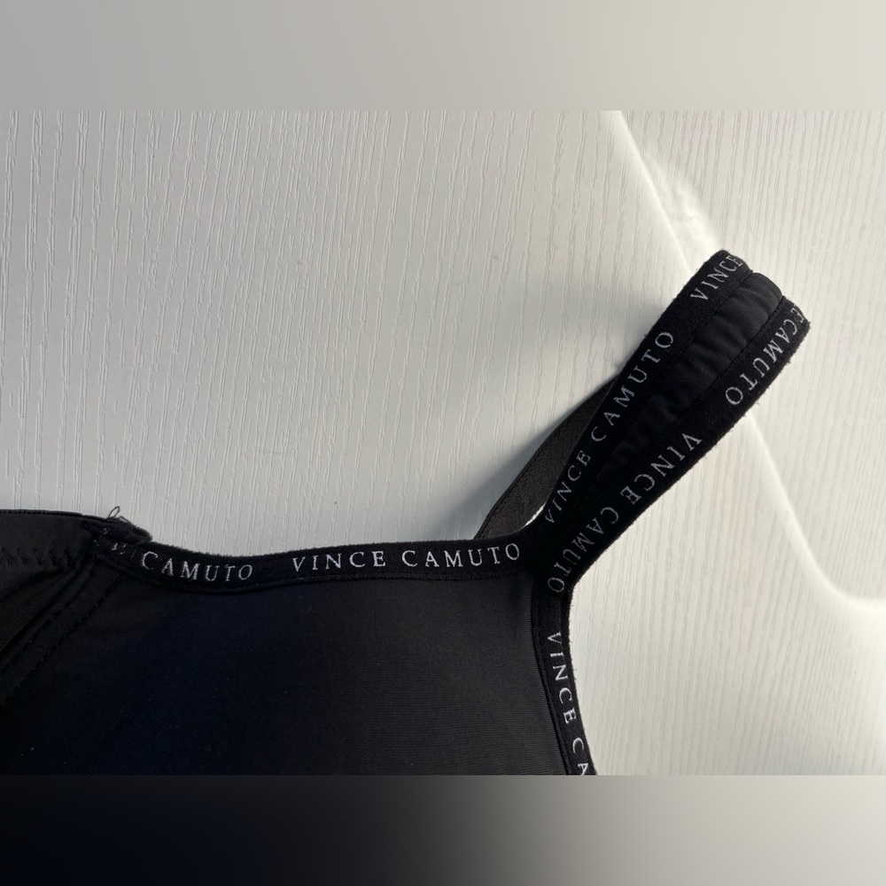 Vince Camuto | Black and Gray Strap Detail
| Size 42C - Picture 2 of 4
